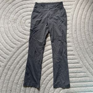 Columbia Women's Gray Nylon Pants Size 6